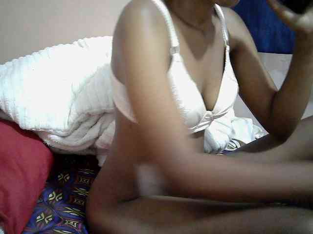 Hotdreamteen001 webcam