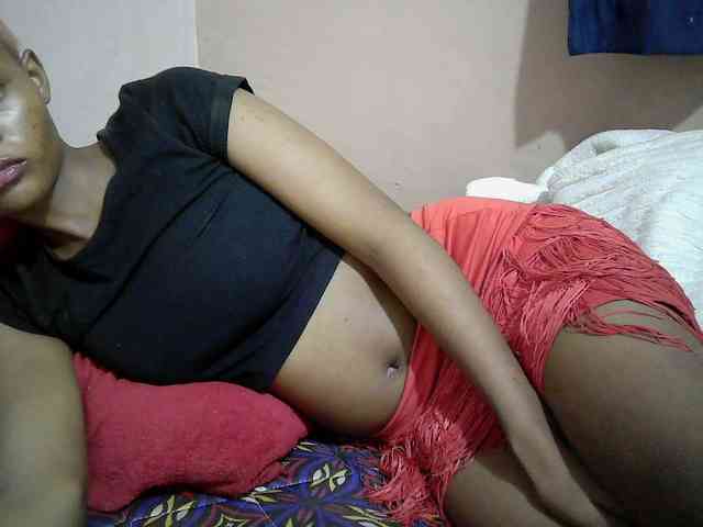 Hotdreamteen001 webcam