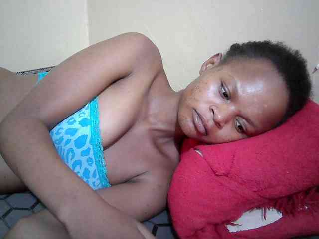 Hotdreamteen001 webcam