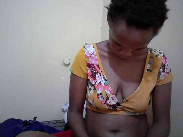 Hotdreamteen001 webcam