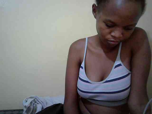 Hotdreamteen001 webcam