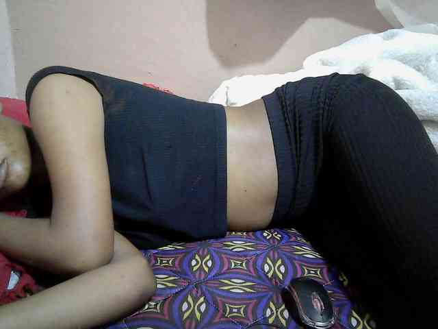 Hotdreamteen001 webcam