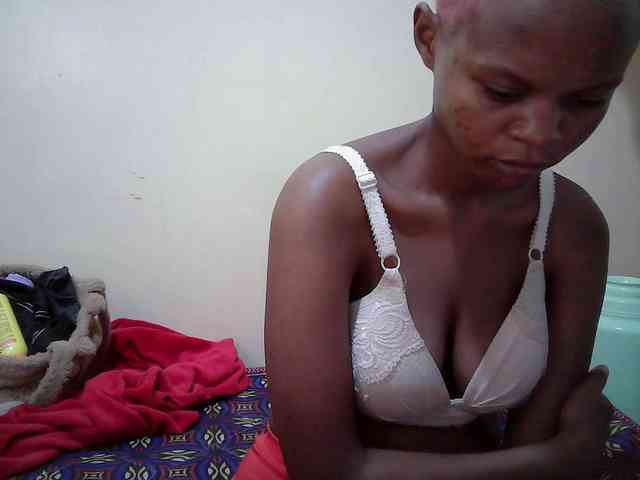 Hotdreamteen001 webcam