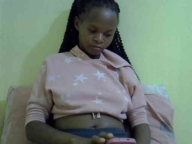 Hotdreamteen001 webcam