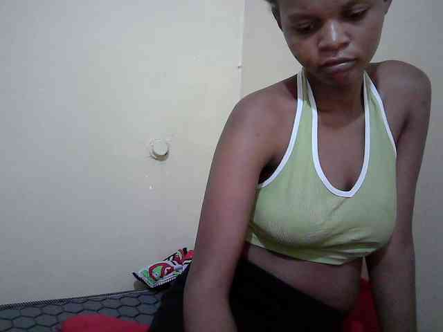 Hotdreamteen001 webcam