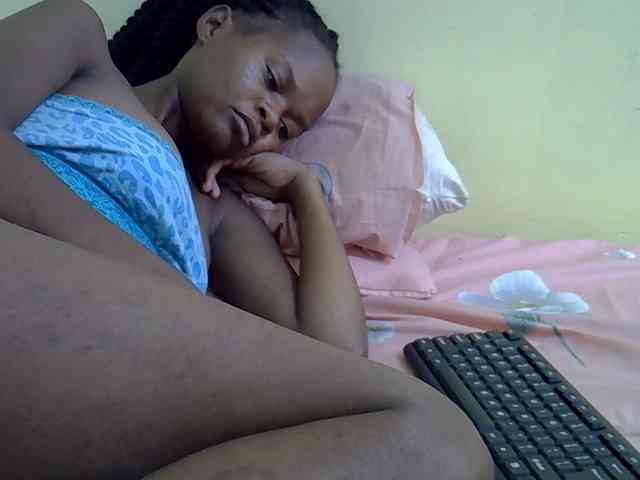 Hotdreamteen001 webcam