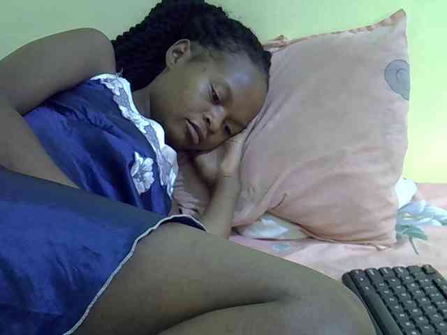 Hotdreamteen001 webcam