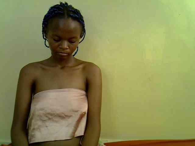 Hotdreamteen001 webcam