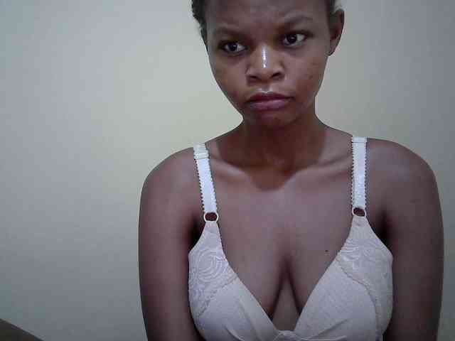 Hotdreamteen001 webcam