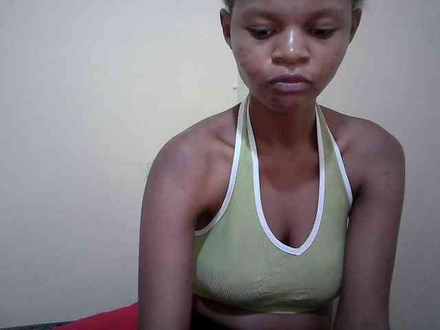 Hotdreamteen001 webcam