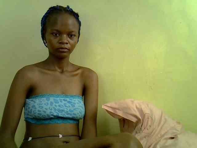 Hotdreamteen001 webcam