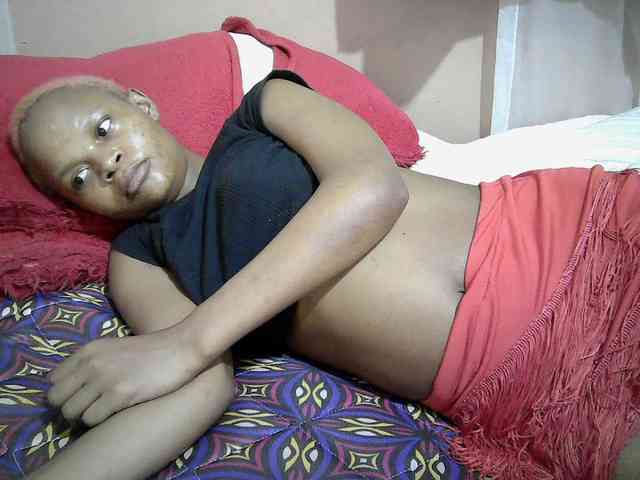 Hotdreamteen001 webcam