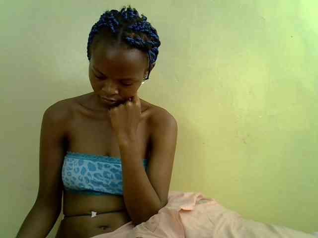 Hotdreamteen001 webcam