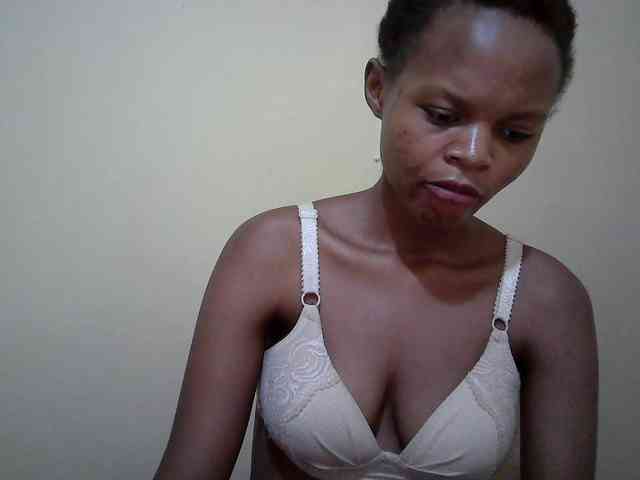 Hotdreamteen001 webcam