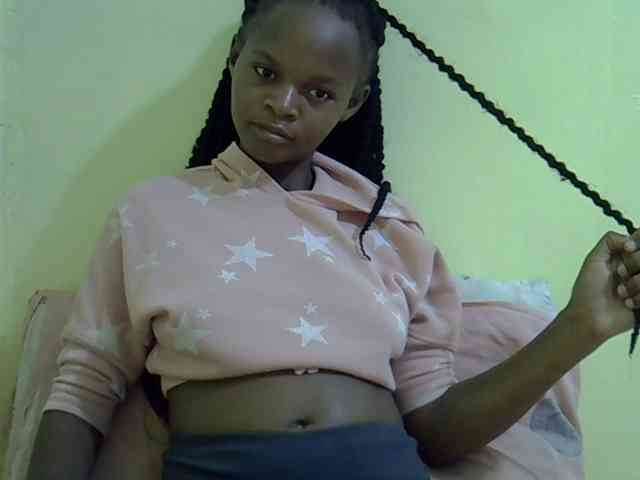 Hotdreamteen001 webcam