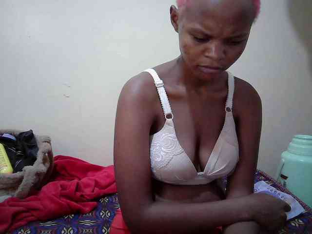 Hotdreamteen001 webcam