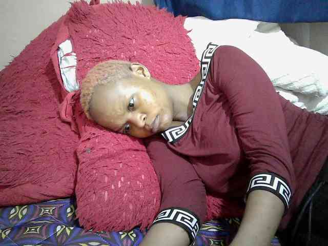 Hotdreamteen001 webcam