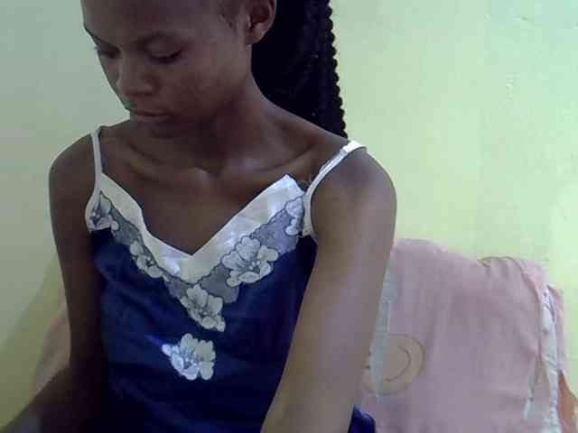 Hotdreamteen001 webcam