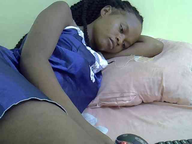 Hotdreamteen001 webcam