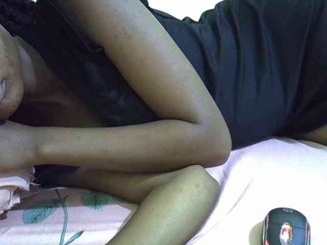 Hotdreamteen001 webcam