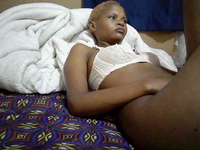 Hotdreamteen001 webcam