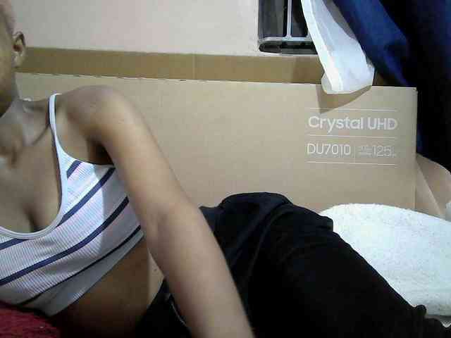 Hotdreamteen001 webcam