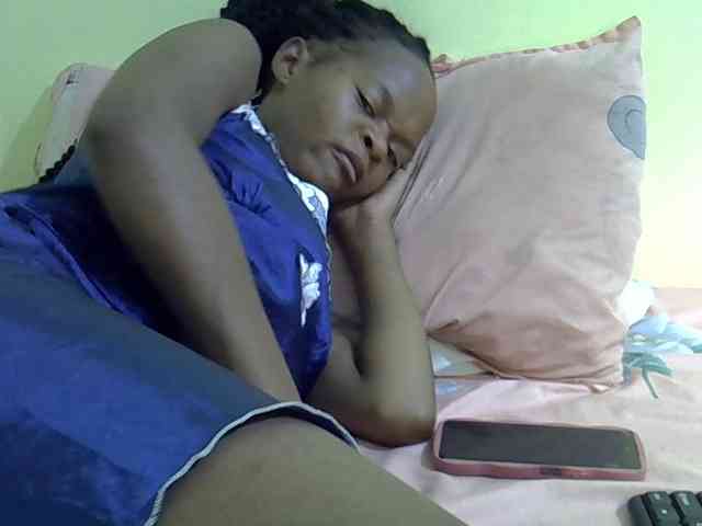 Hotdreamteen001 webcam