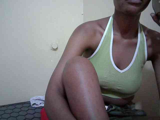 Hotdreamteen001 webcam