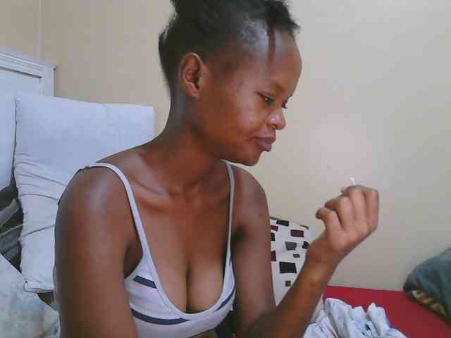 Hotdreamteen001 webcam