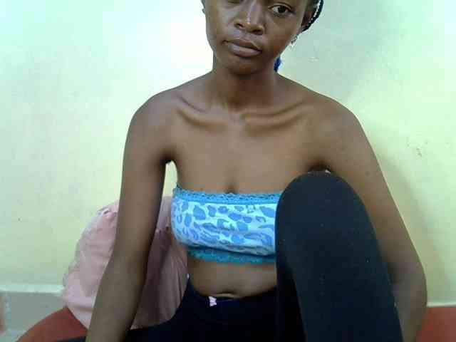 Hotdreamteen001 webcam