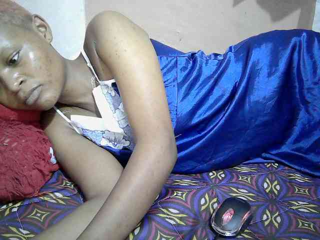 Hotdreamteen001 webcam