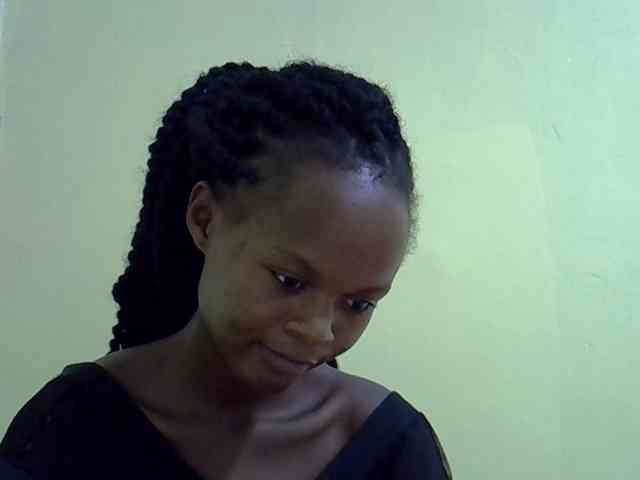 Hotdreamteen001 webcam