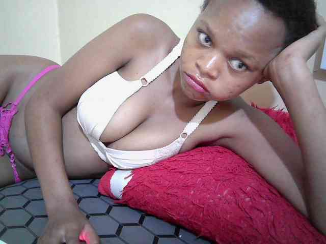 Hotdreamteen001 webcam