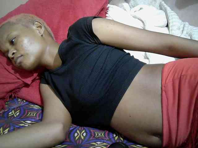 Hotdreamteen001 webcam