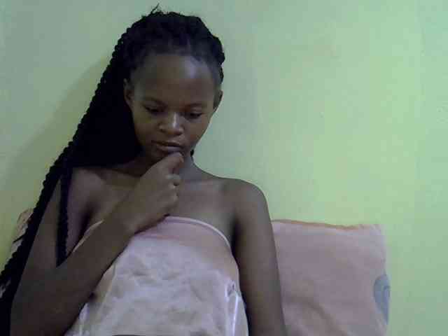 Hotdreamteen001 webcam