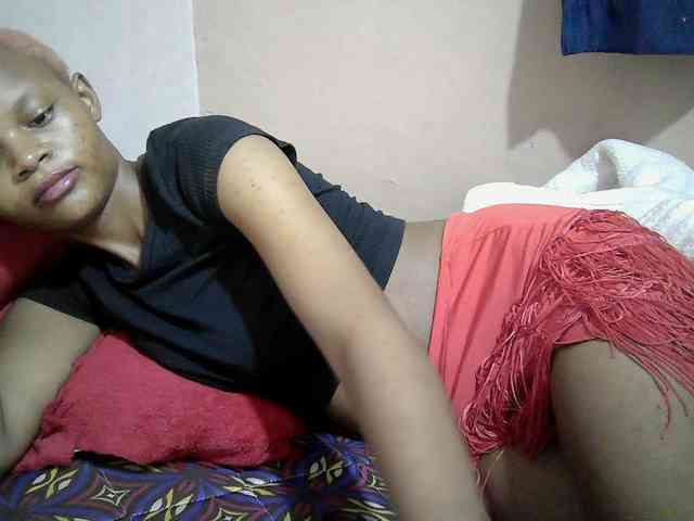 Hotdreamteen001 webcam