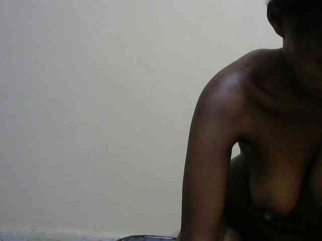 Hotdreamteen001 webcam