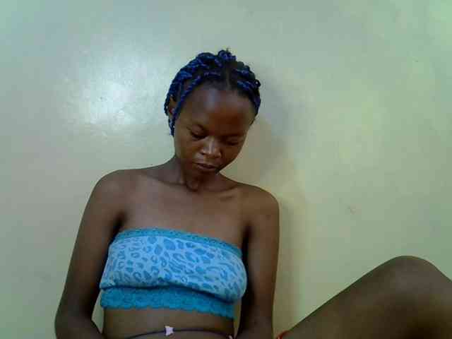 Hotdreamteen001 webcam