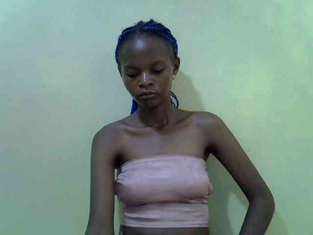 Hotdreamteen001 webcam