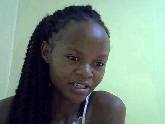 Hotdreamteen001 webcam