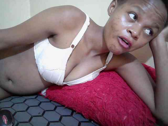 Hotdreamteen001 webcam