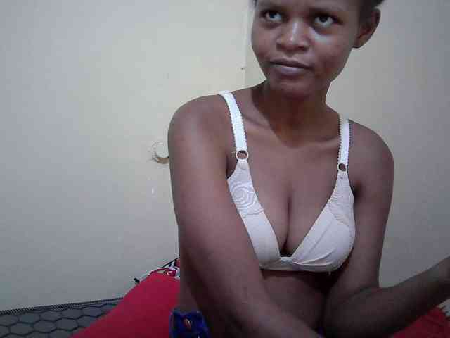 Hotdreamteen001 webcam