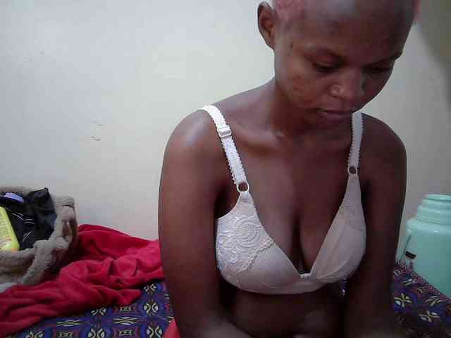 Hotdreamteen001 webcam