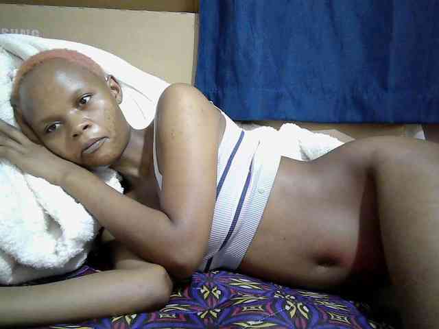 Hotdreamteen001 webcam