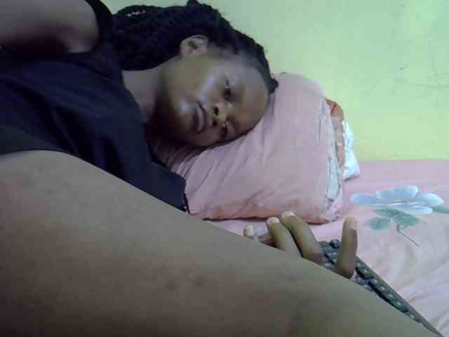 Hotdreamteen001 webcam