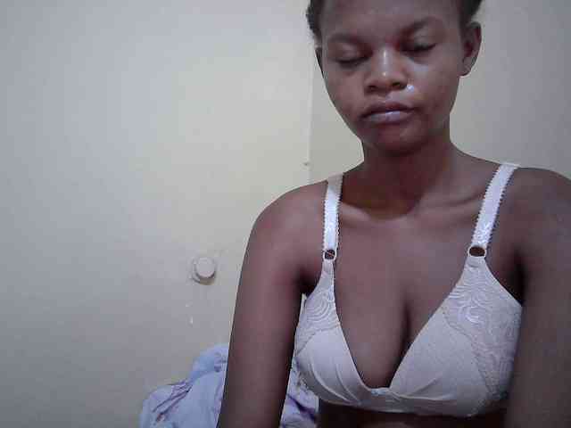 Hotdreamteen001 webcam