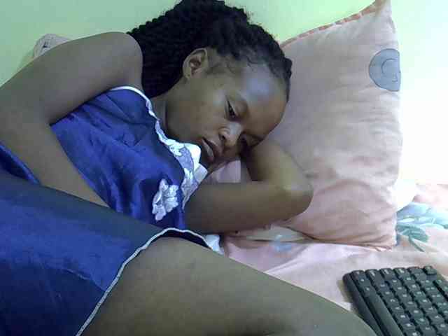 Hotdreamteen001 webcam