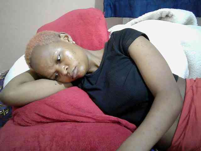 Hotdreamteen001 webcam