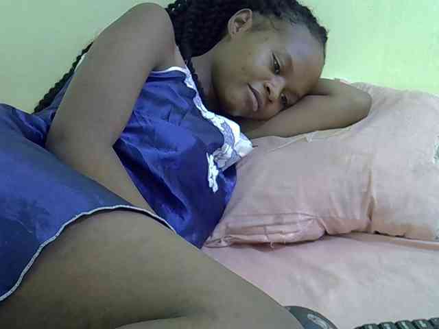 Hotdreamteen001 webcam