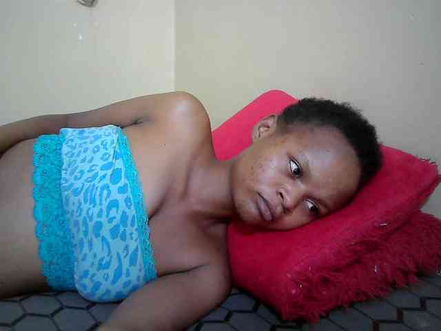 Hotdreamteen001 webcam